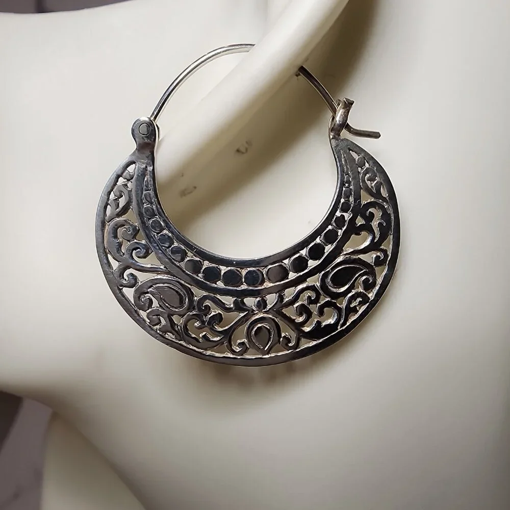 925 Silver Crescent Shape Filigree hoop Earrings
